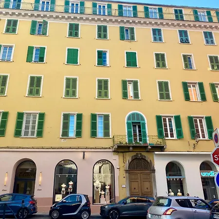 Apartment Beautiful, Hyper-center Bastia (Corsica)